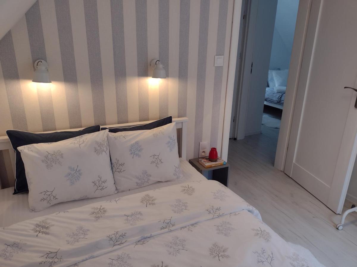 Marina Sasino - Komfortowe Domy Z Sauna I Kominkami Exterior foto