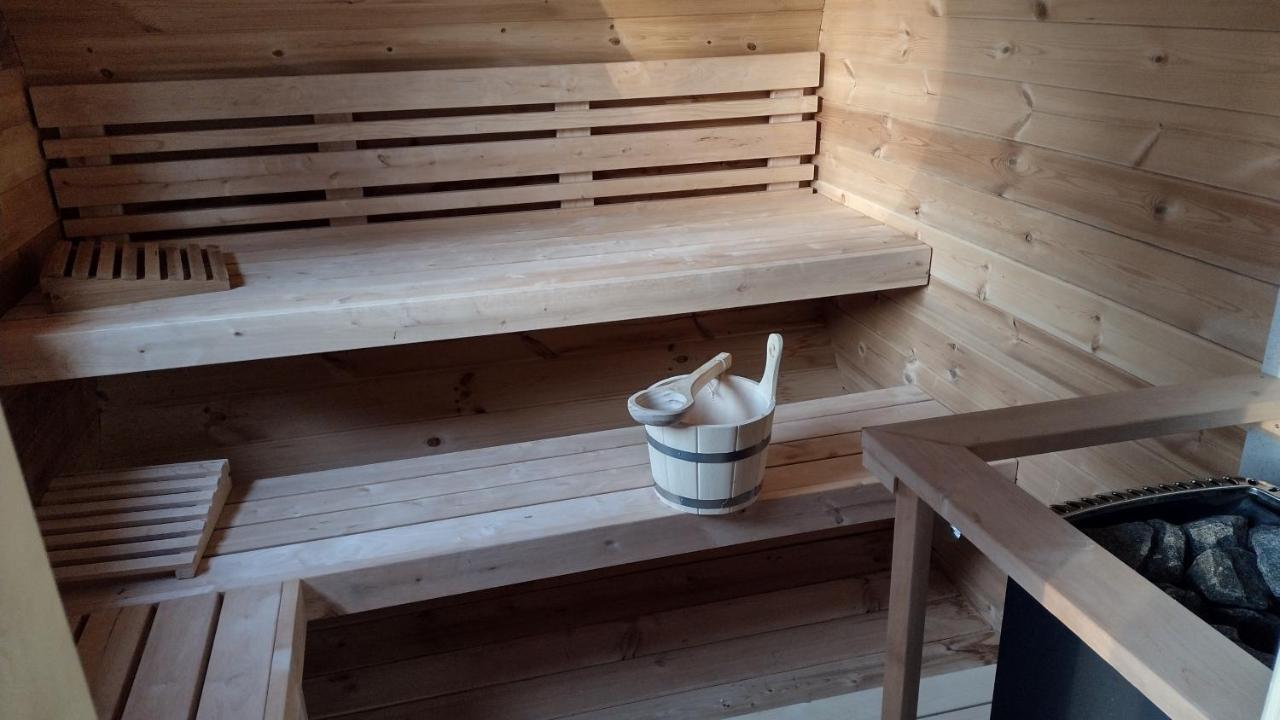 Marina Sasino - Komfortowe Domy Z Sauna I Kominkami Exterior foto